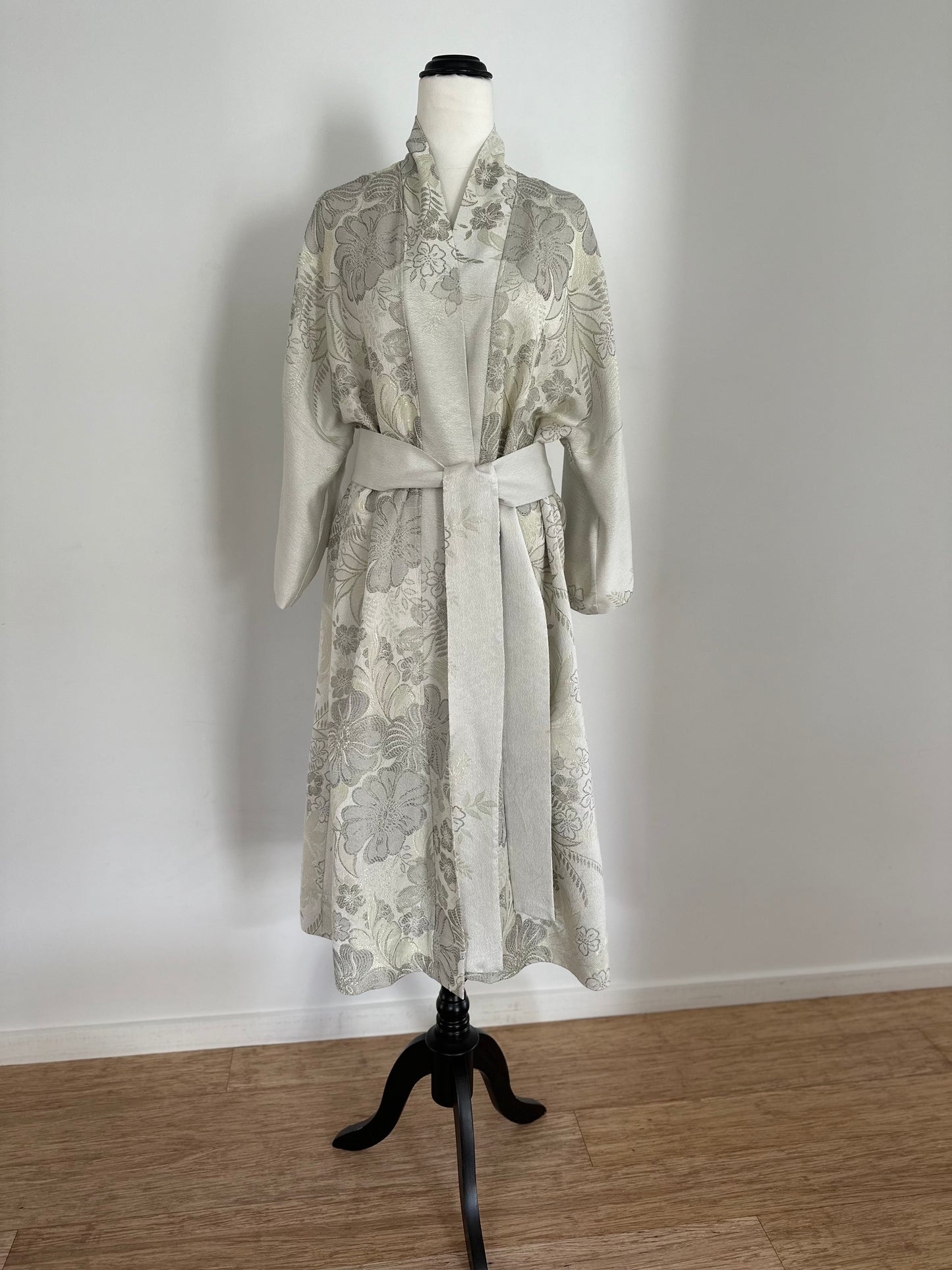 The Kimono - white silver brocade