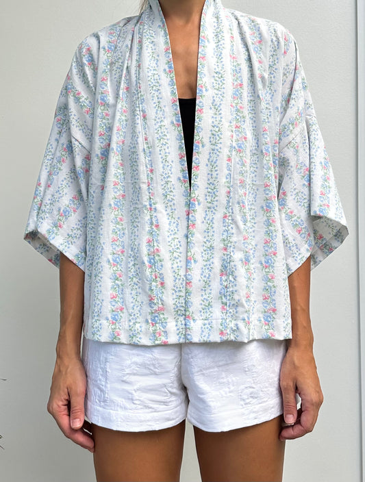 The Dainty Flower Kimono - short/blue and pink